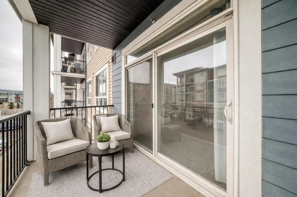 10 Walgrove Walk SE Calgary AB T2X4E3