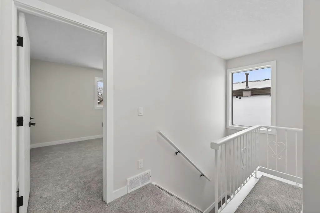5625 Templehill Road NE Calgary AB T1Y 4C1