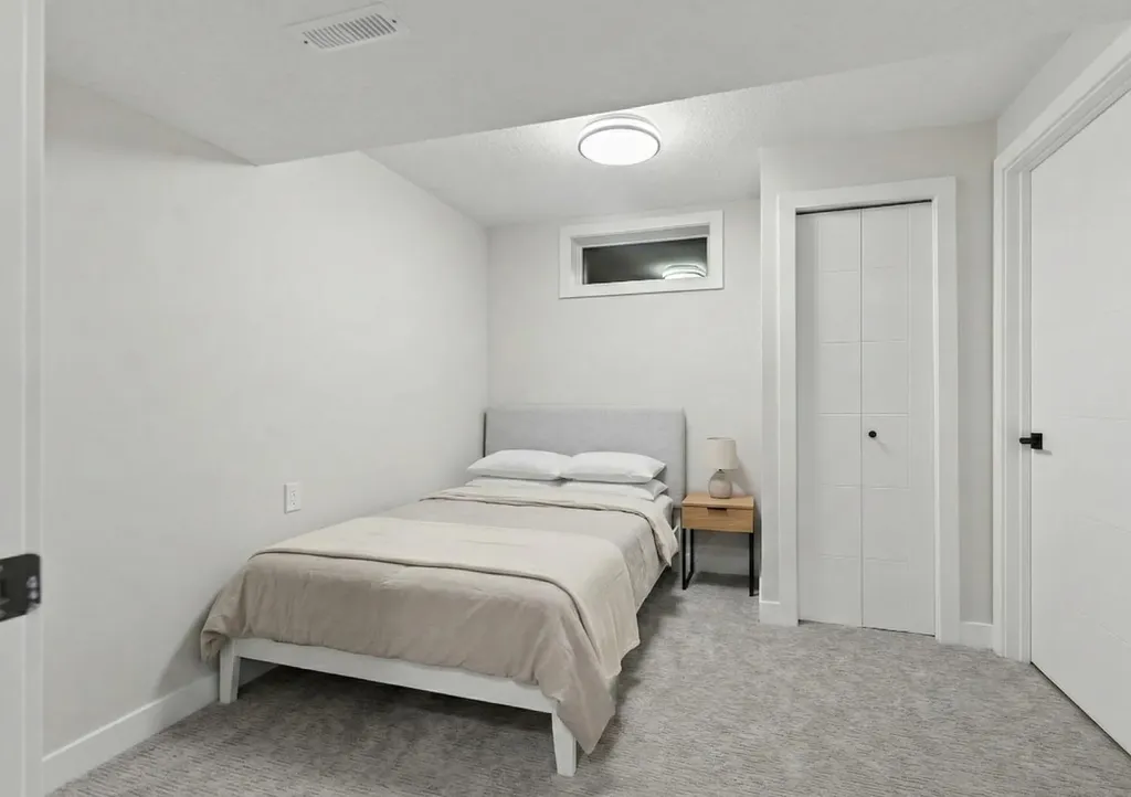 5625 Templehill Road NE Calgary AB T1Y 4C1