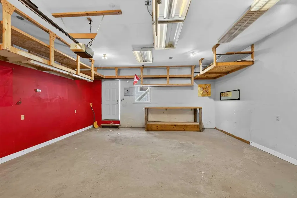 5625 Templehill Road NE Calgary AB T1Y 4C1