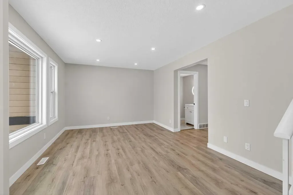 5625 Templehill Road NE Calgary AB T1Y 4C1