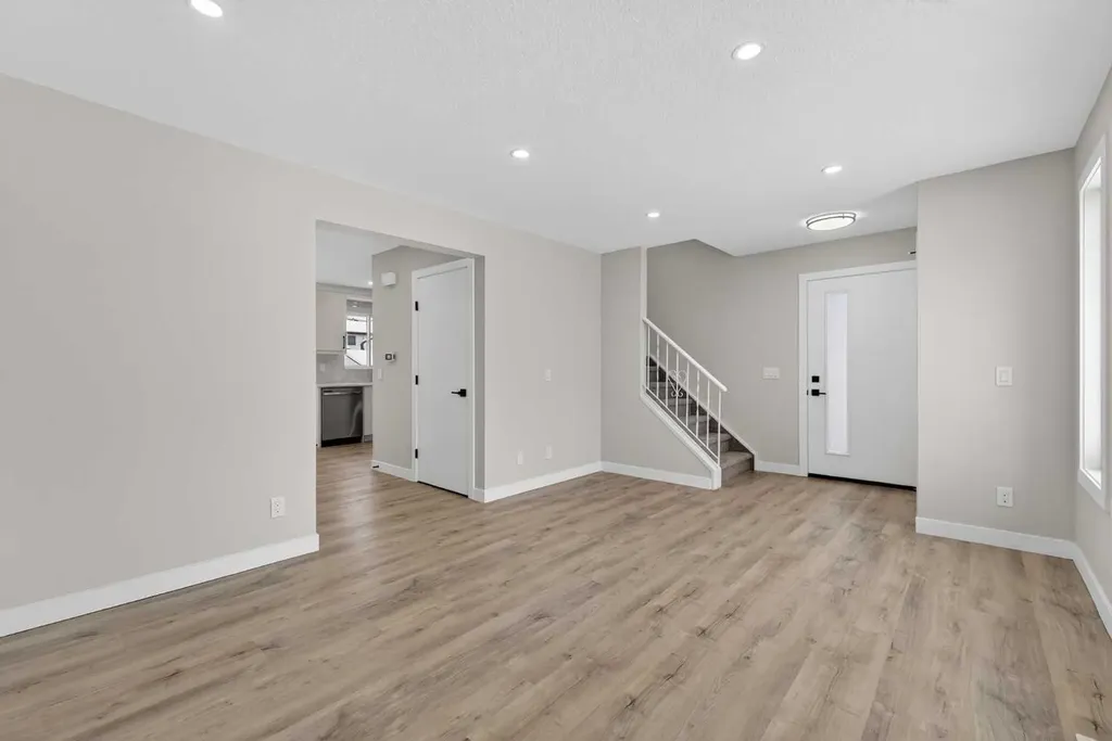 5625 Templehill Road NE Calgary AB T1Y 4C1