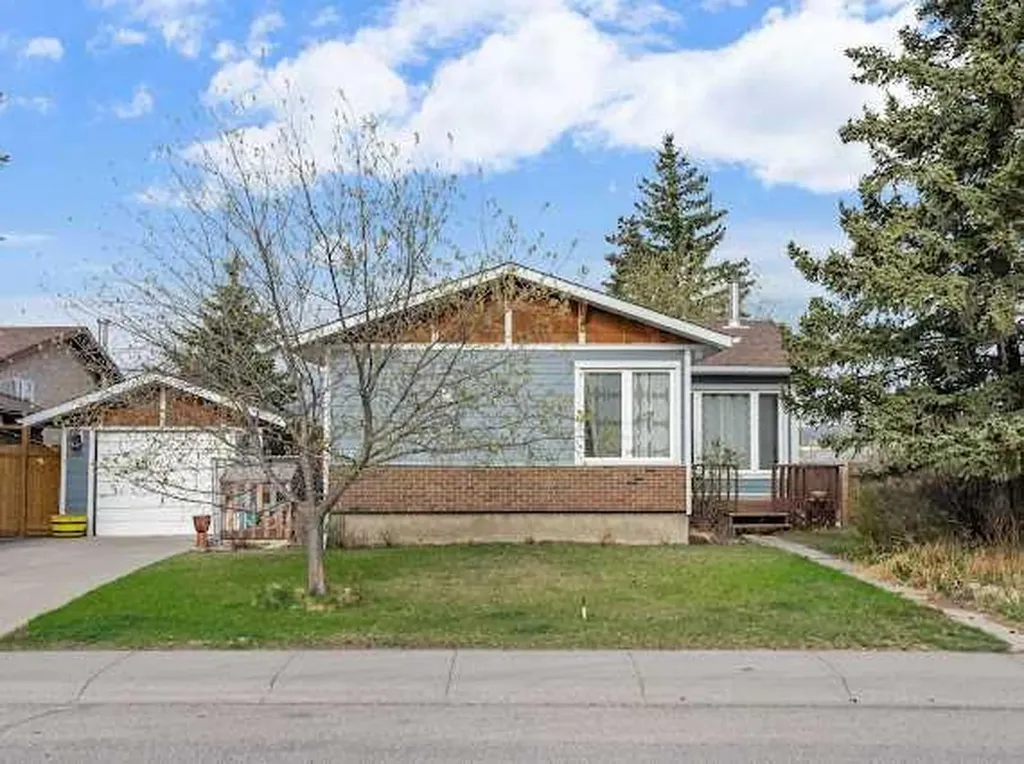 126 Glenhill Drive Cochrane AB t0l0w3
