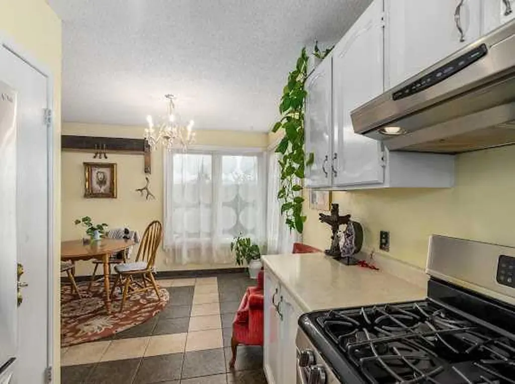 126 Glenhill Drive Cochrane AB t0l0w3