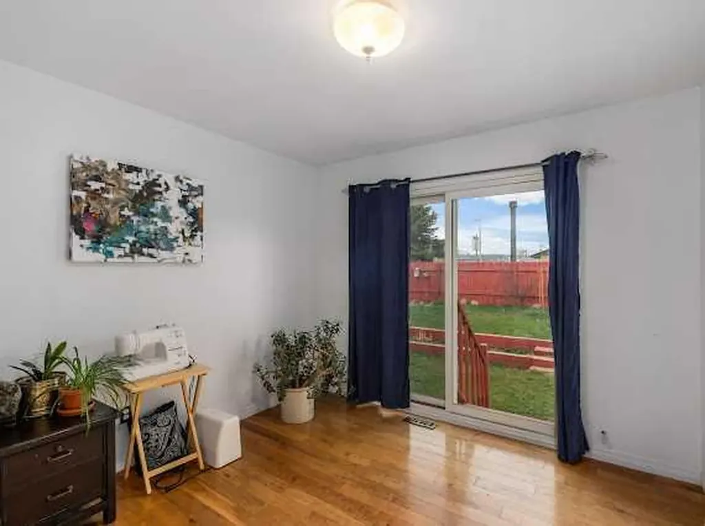 126 Glenhill Drive Cochrane AB t0l0w3