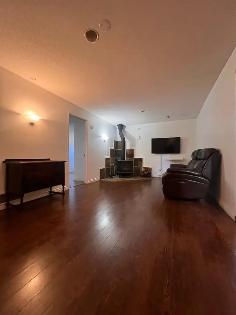 126 Glenhill Drive Cochrane AB t0l0w3