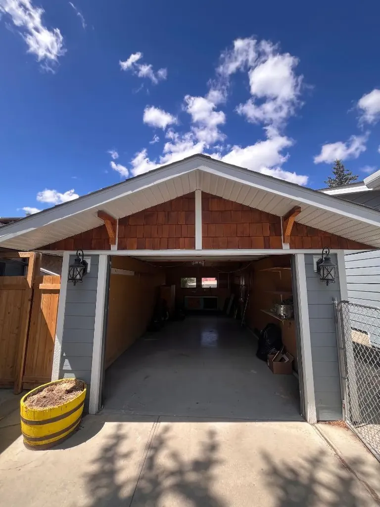 126 Glenhill Drive Cochrane AB t0l0w3