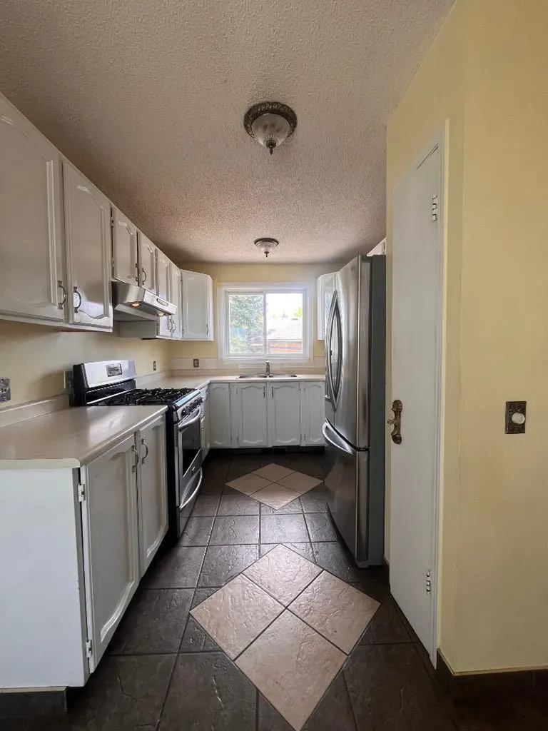 126 Glenhill Drive Cochrane AB t0l0w3