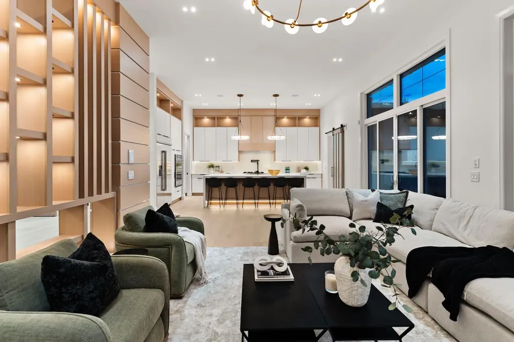 1328 7a Street NW Calgary AB T2M 3J6
