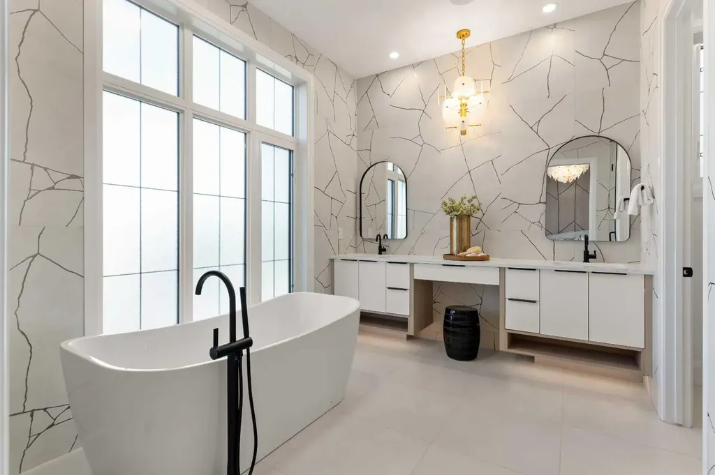 1328 7a Street NW Calgary AB T2M 3J6