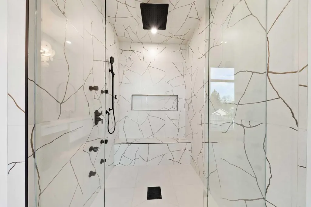 1328 7a Street NW Calgary AB T2M 3J6