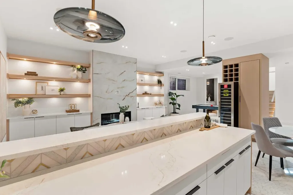 1328 7a Street NW Calgary AB T2M 3J6