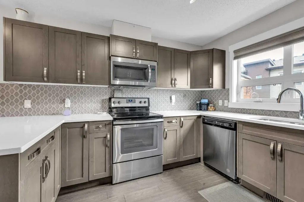 2461 Baysprings Link SW Airdrie AB T4B 4C6