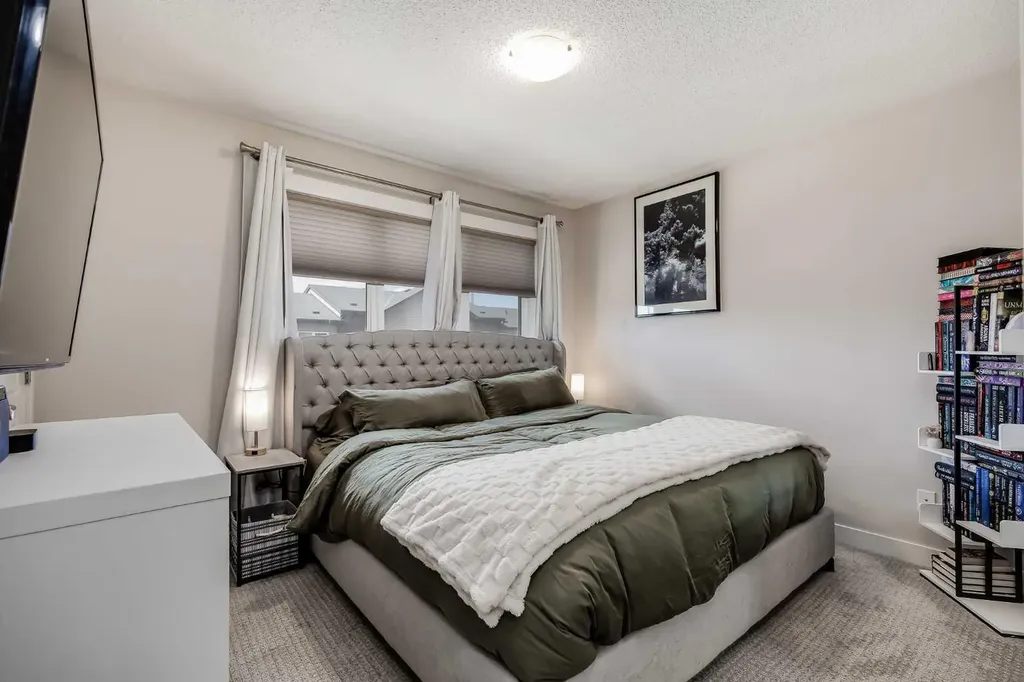 2461 Baysprings Link SW Airdrie AB T4B 4C6