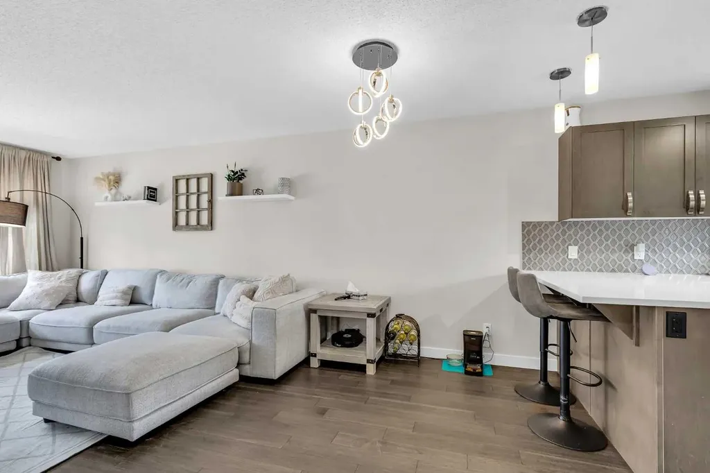 2461 Baysprings Link SW Airdrie AB T4B 4C6