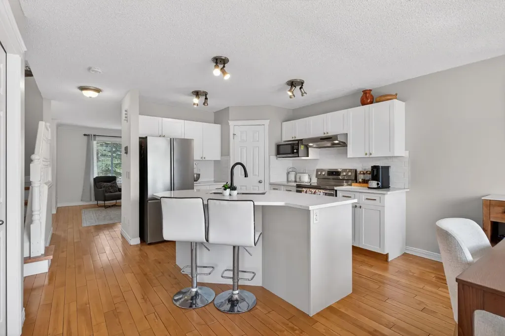 57 Bridlewood Manor SW Calgary AB T2Y3T4