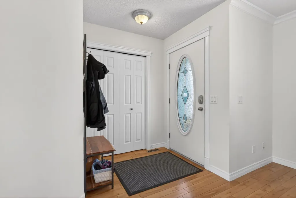 57 Bridlewood Manor SW Calgary AB T2Y3T4