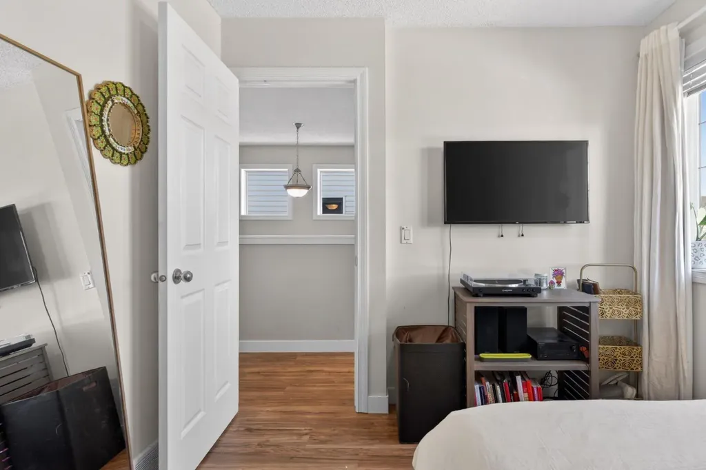 57 Bridlewood Manor SW Calgary AB T2Y3T4