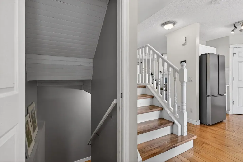 57 Bridlewood Manor SW Calgary AB T2Y3T4