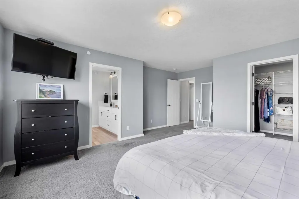 223 Howse Drive NE Calgary AB T3P 1K4