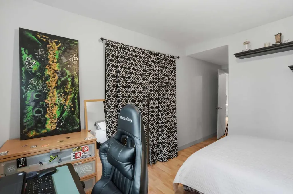 1821 17a Street SW Calgary AB T2T4R7