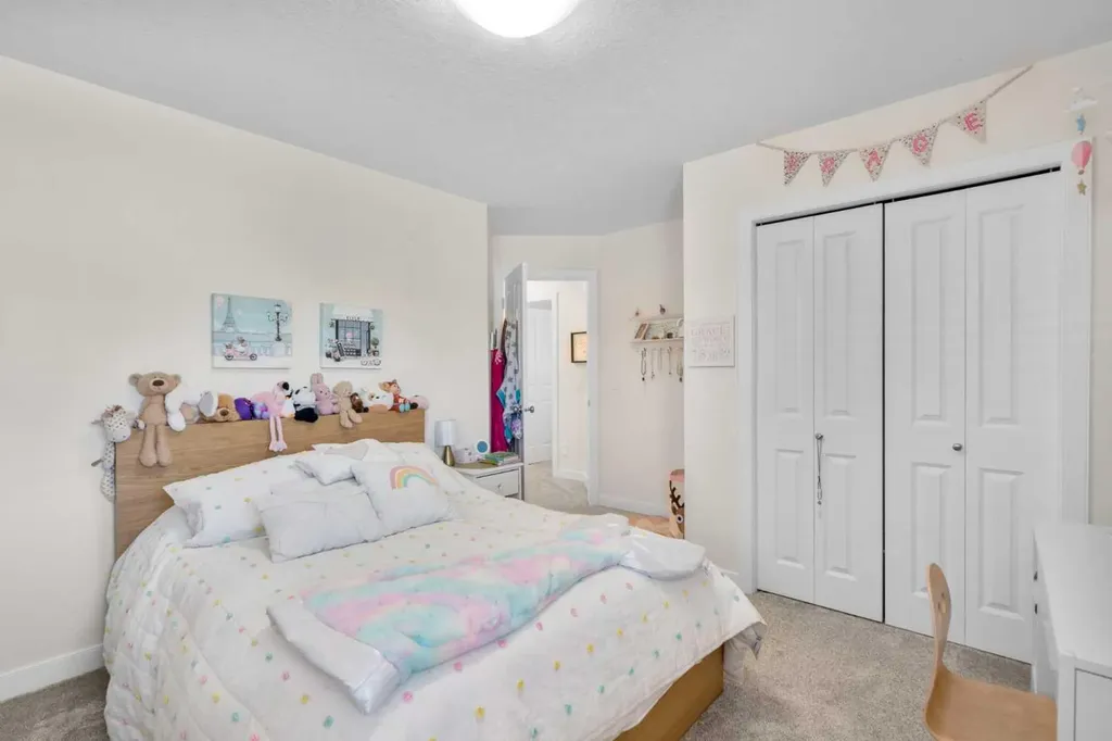 42 Gleneagles Terrace Cochrane AB T4C 1W4