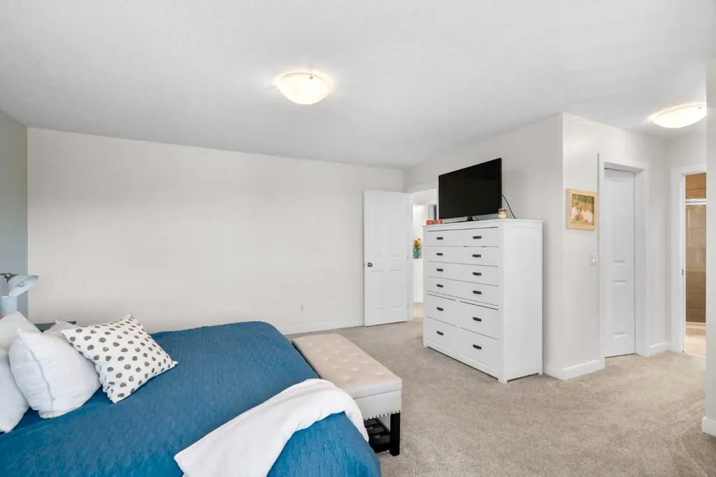 42 Gleneagles Terrace Cochrane AB T4C 1W4