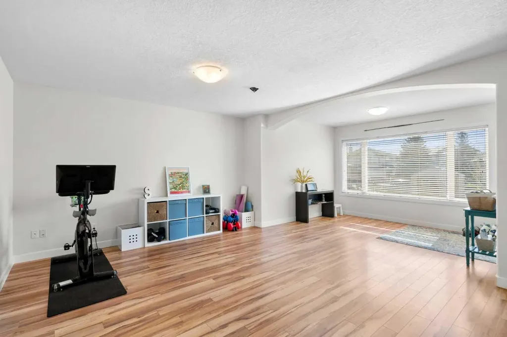 42 Gleneagles Terrace Cochrane AB T4C 1W4