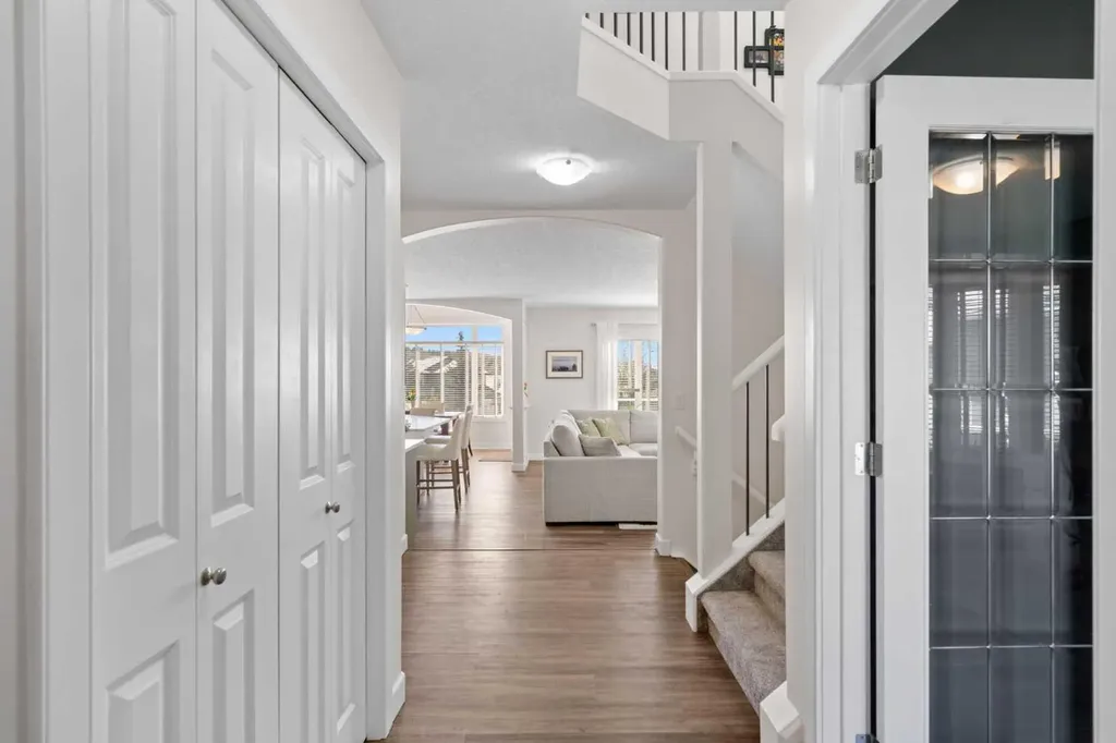 42 Gleneagles Terrace Cochrane AB T4C 1W4