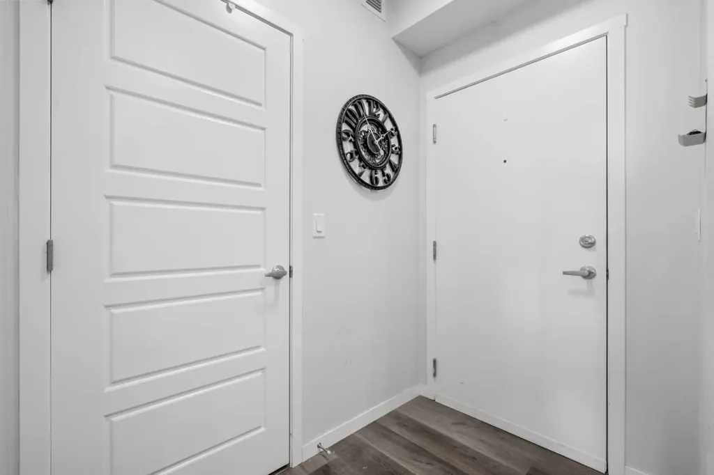 33 Carringham Gate NW Calgary AB T3P 2H6