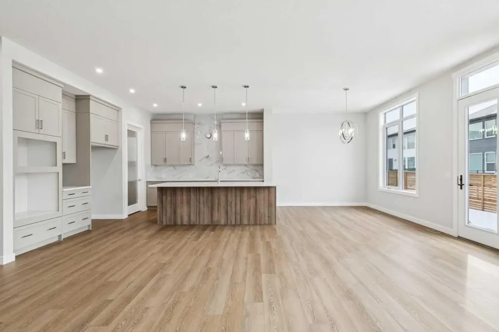 261 Dawson Wharf Crescent Chestermere AB T1X2X5