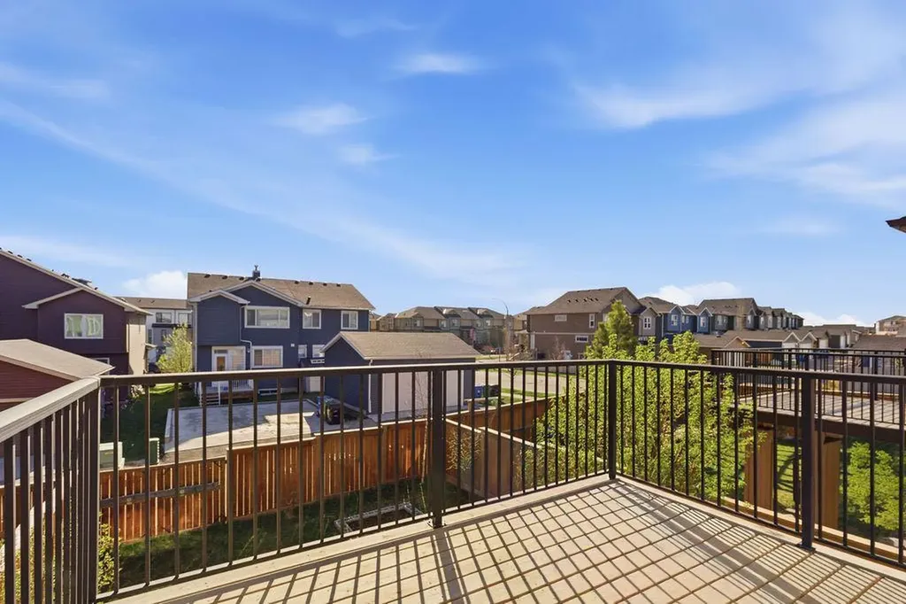 11 Evanscrest Way NW Calgary AB T3P0R4