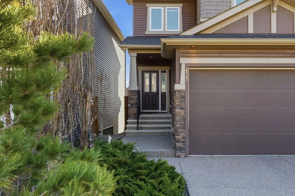 11 Evanscrest Way NW Calgary AB T3P0R4