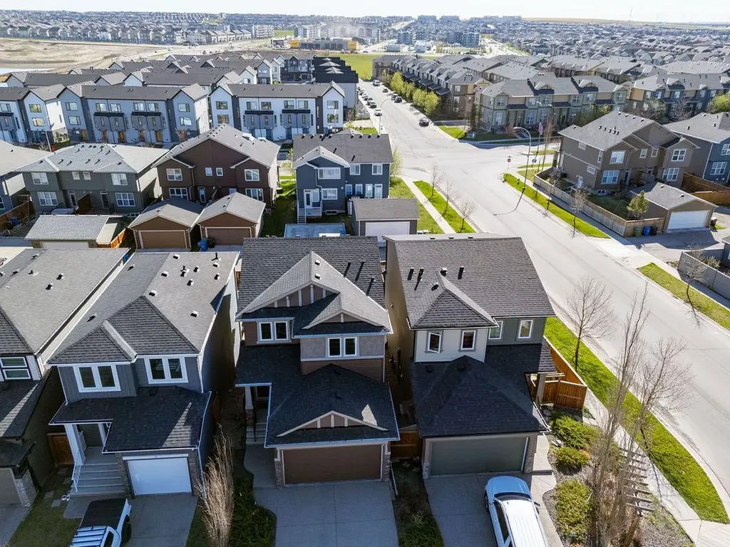 11 Evanscrest Way NW Calgary AB T3P0R4