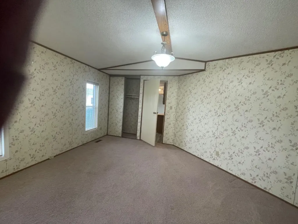 12 Westover Crescent Claresholm AB T0L 0T0