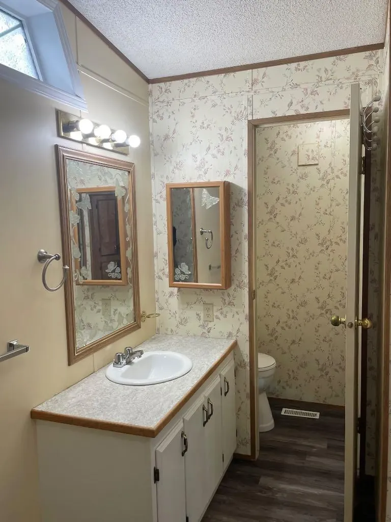 12 Westover Crescent Claresholm AB T0L 0T0