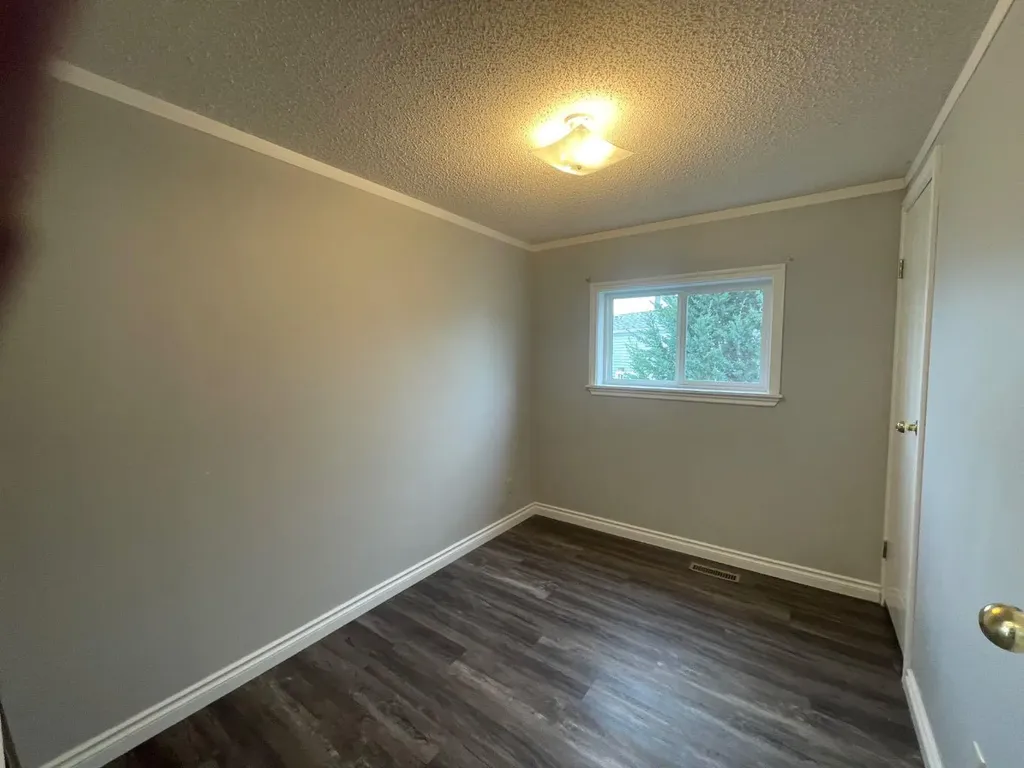 12 Westover Crescent Claresholm AB T0L 0T0