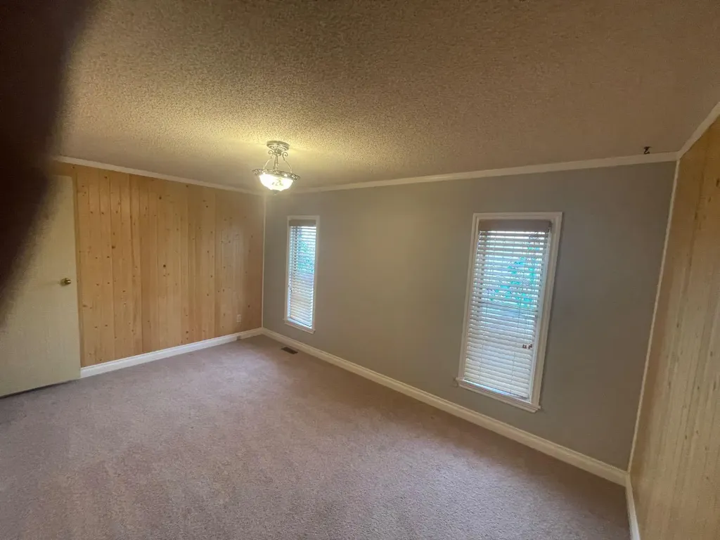 12 Westover Crescent Claresholm AB T0L 0T0