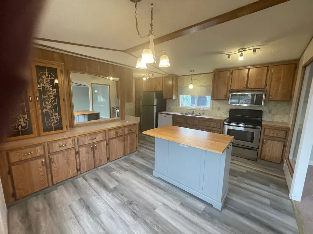 12 Westover Crescent Claresholm AB T0L 0T0