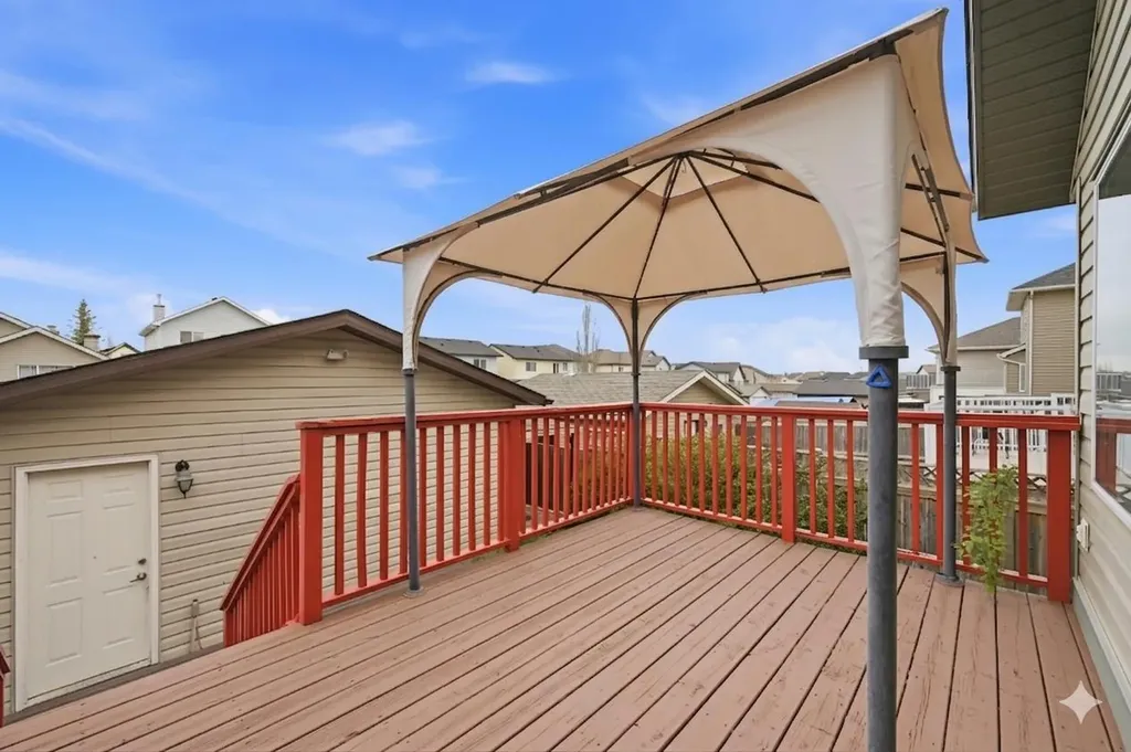 646 Everridge Drive SW Calgary AB T2Y4w5