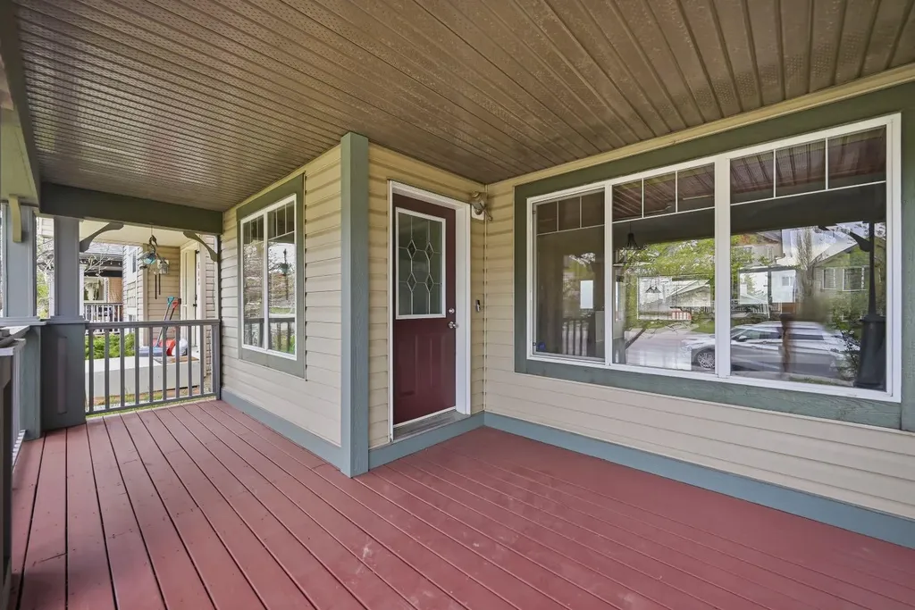 646 Everridge Drive SW Calgary AB T2Y4w5