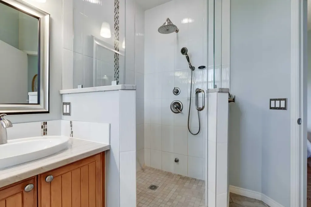 133 Valley Creek Place NW Calgary AB T3V 5B1
