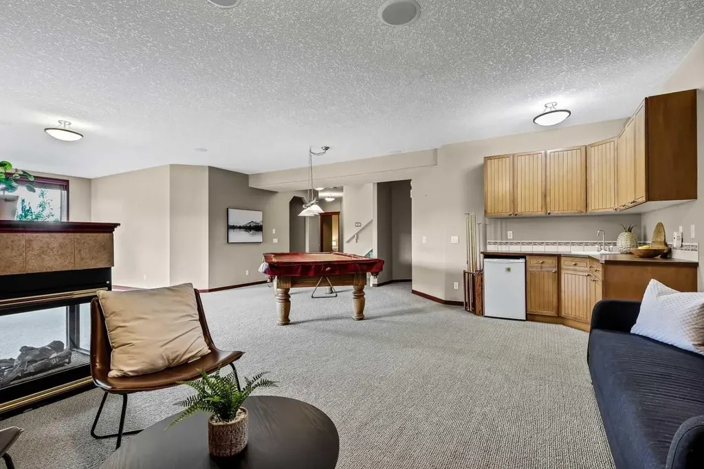 133 Valley Creek Place NW Calgary AB T3V 5B1