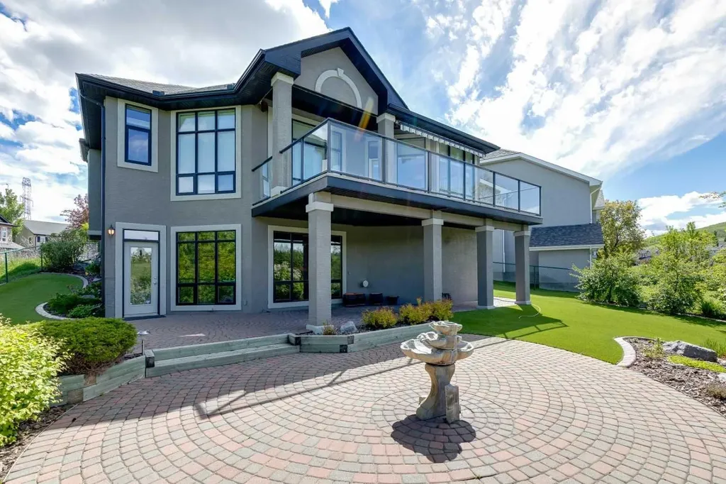 133 Valley Creek Place NW Calgary AB T3V 5B1