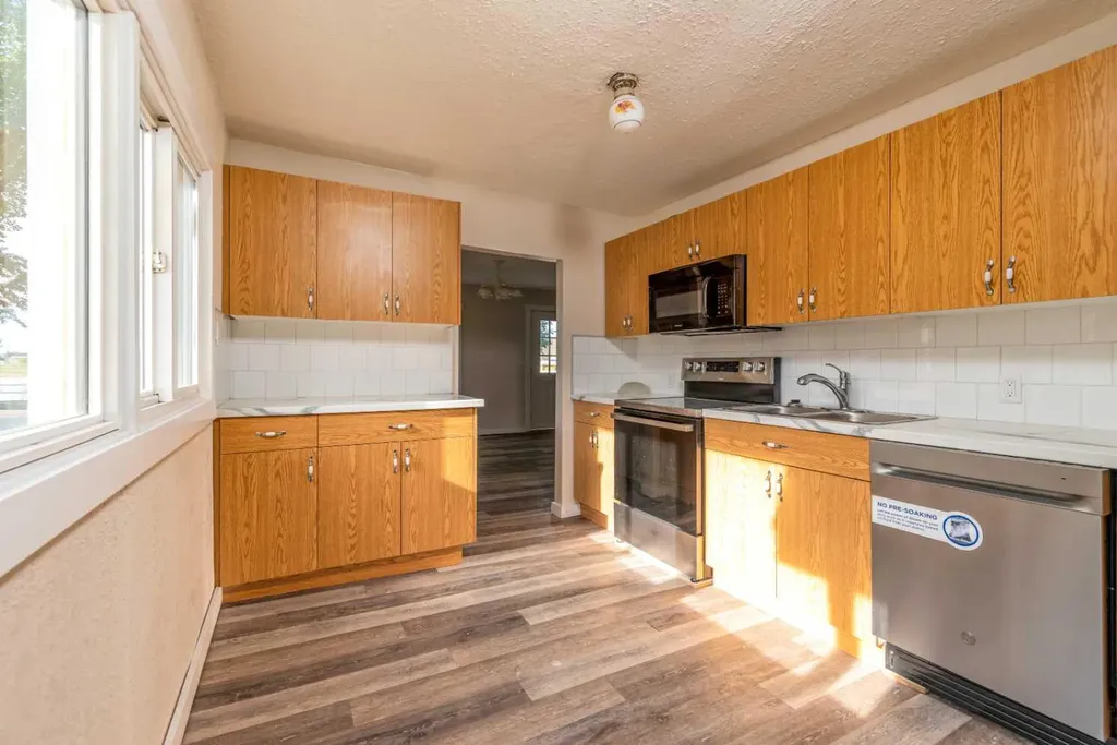 4709 50 Street Lloydminster SK S9V 0M6