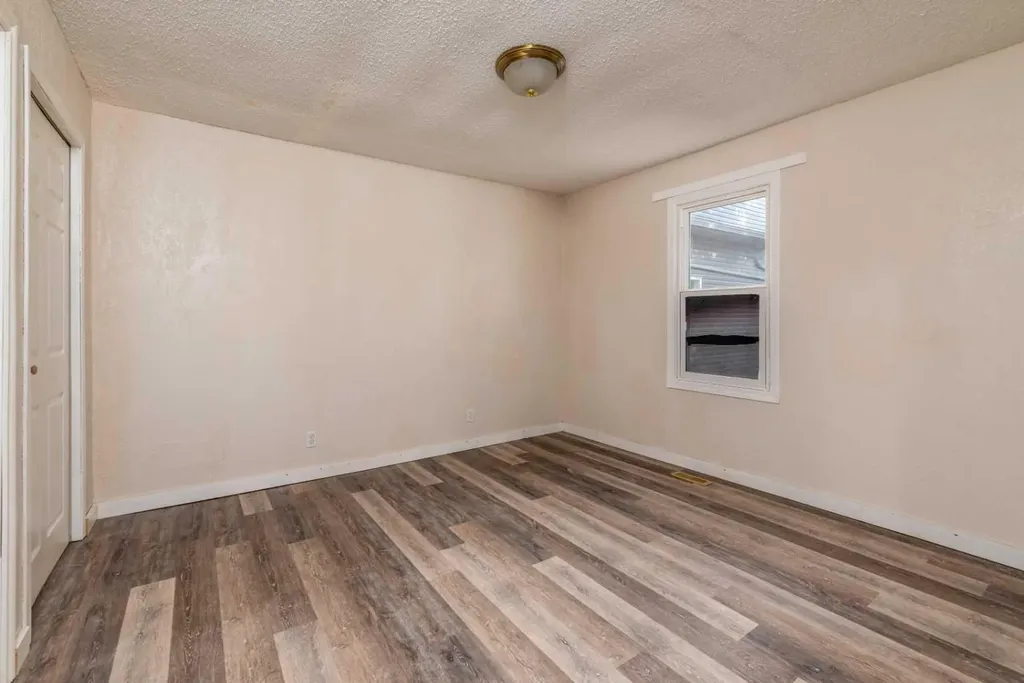 4709 50 Street Lloydminster SK S9V 0M6