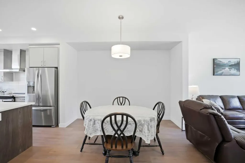 78 Belvedere Avenue SE Calgary AB T2A7G5