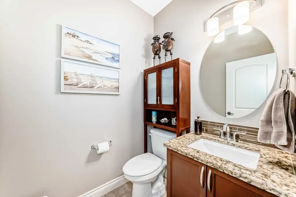 1449 Ravenscroft Avenue SE Airdrie AB T4A 0L7