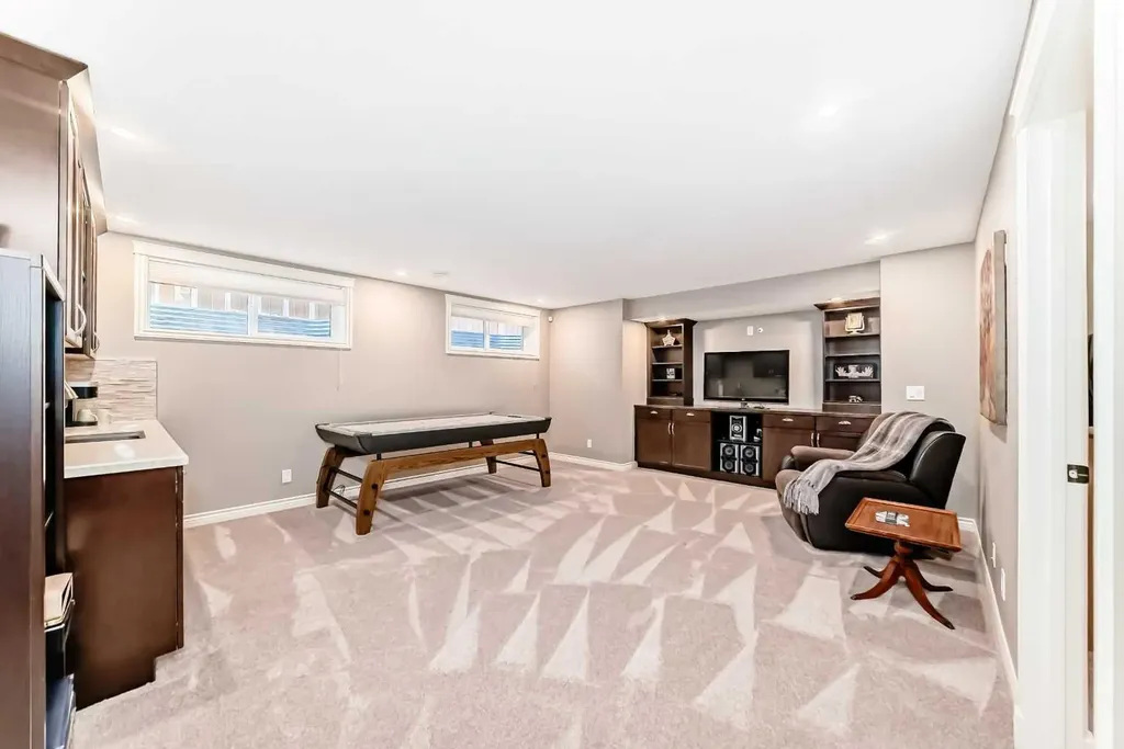 1449 Ravenscroft Avenue SE Airdrie AB T4A 0L7