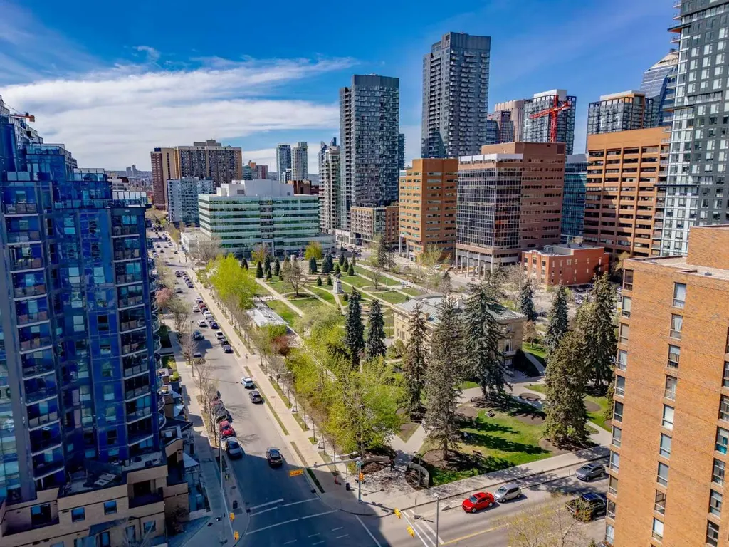 303 13 Avenue SW Calgary AB T2R 0K3